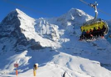 LISAREIS KOOLIVAHEAJAL: WENGEN